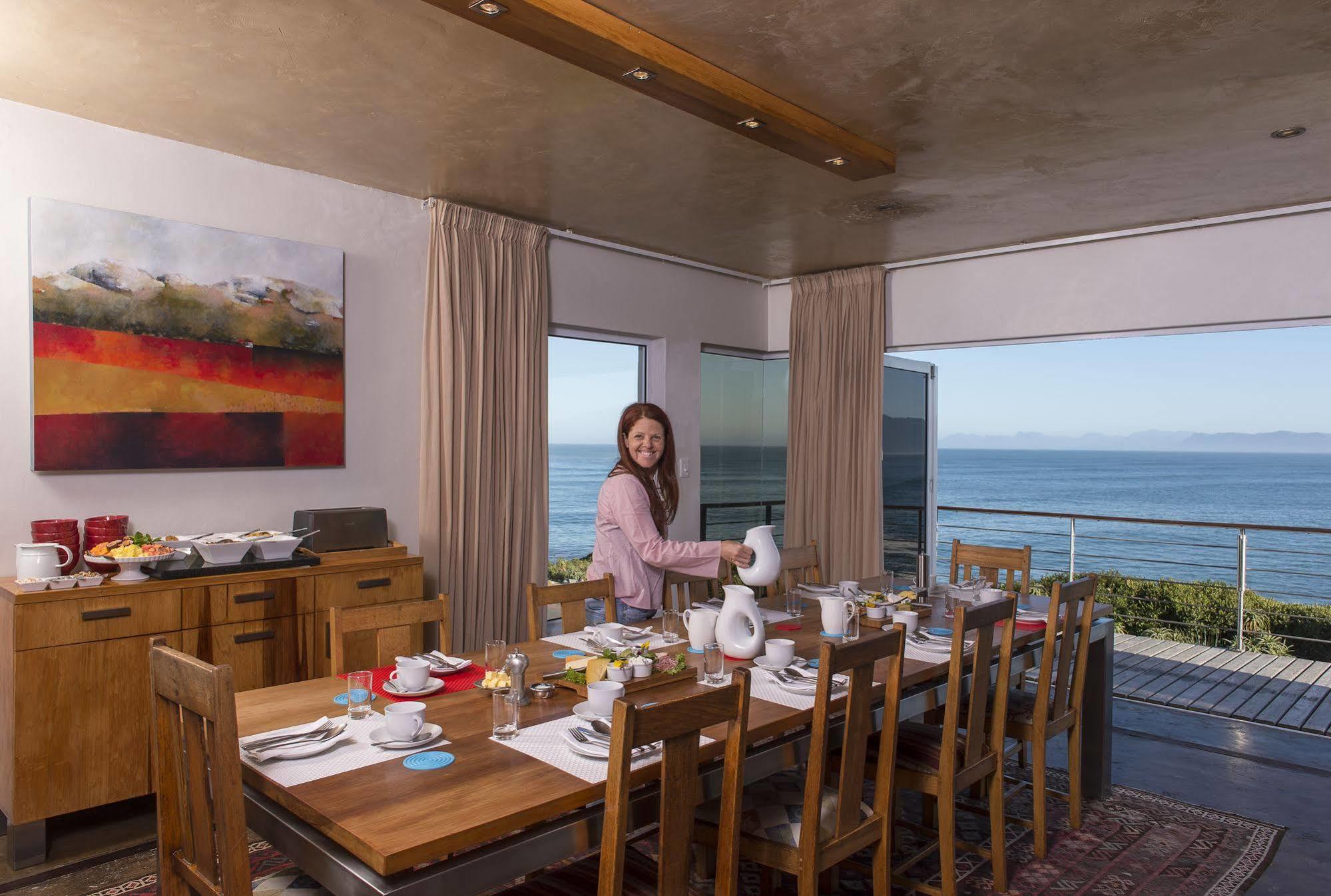Whalesong Lodge Gansbaai Zewnętrze zdjęcie