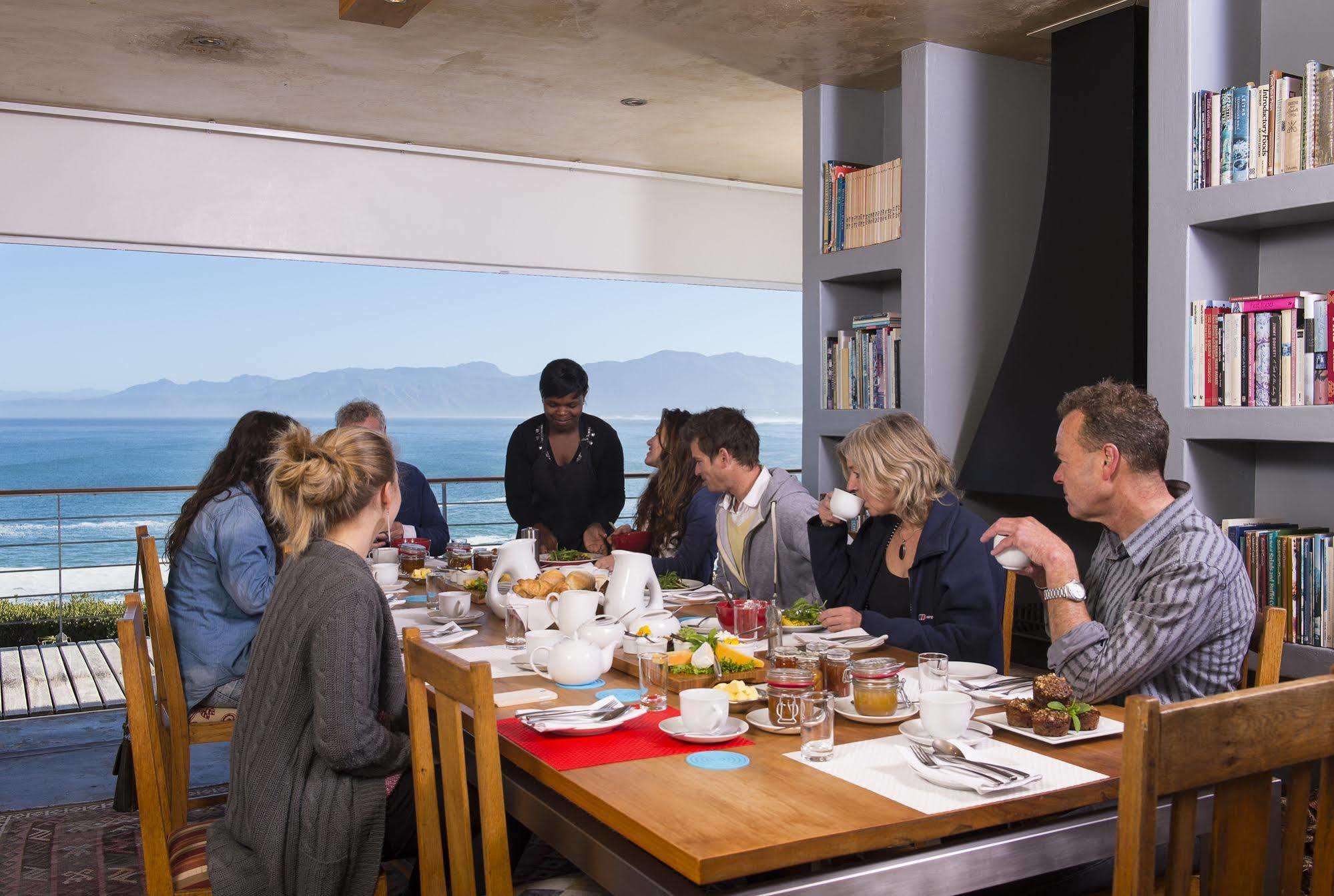 Whalesong Lodge Gansbaai Zewnętrze zdjęcie