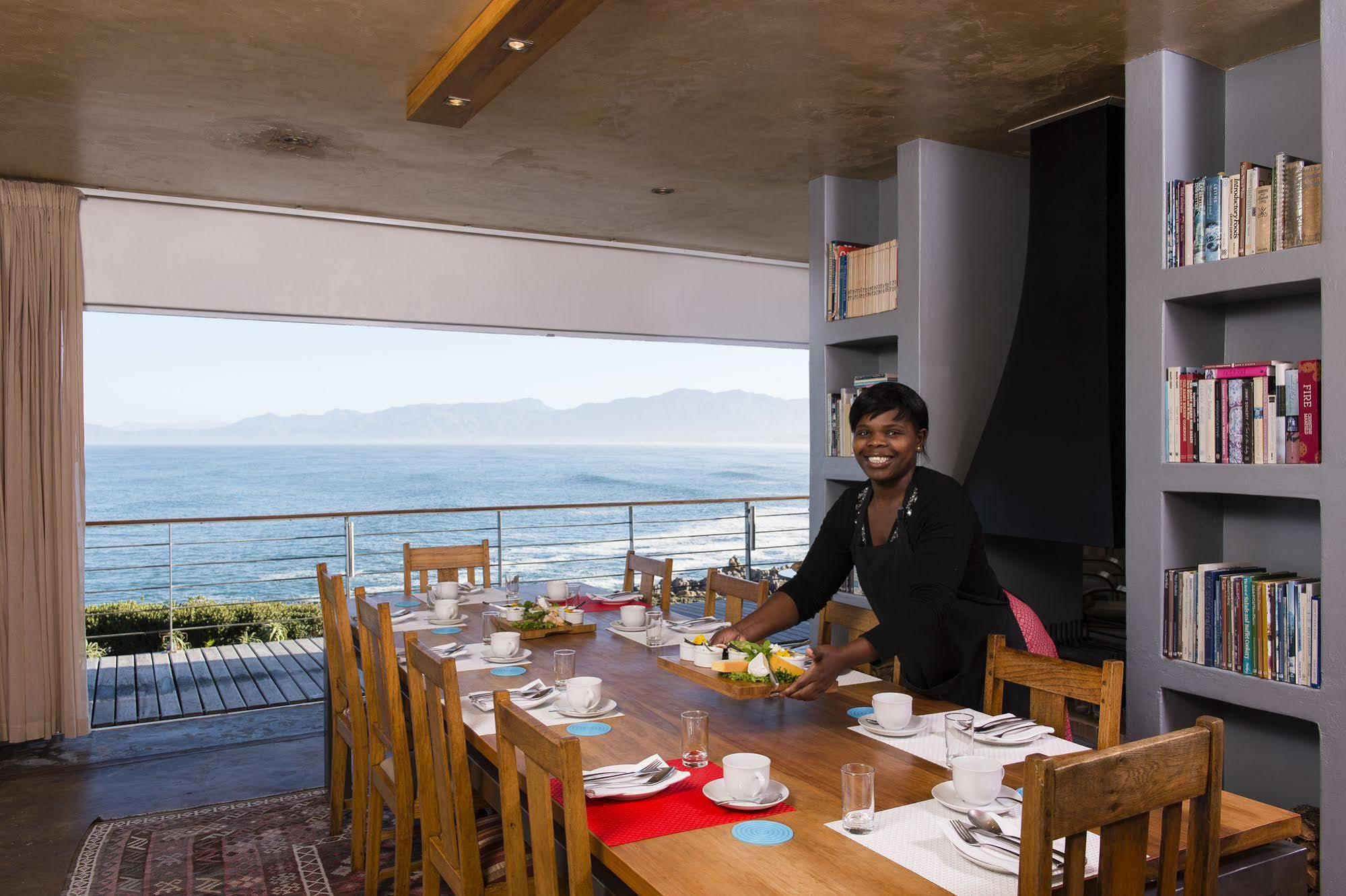 Whalesong Lodge Gansbaai Zewnętrze zdjęcie