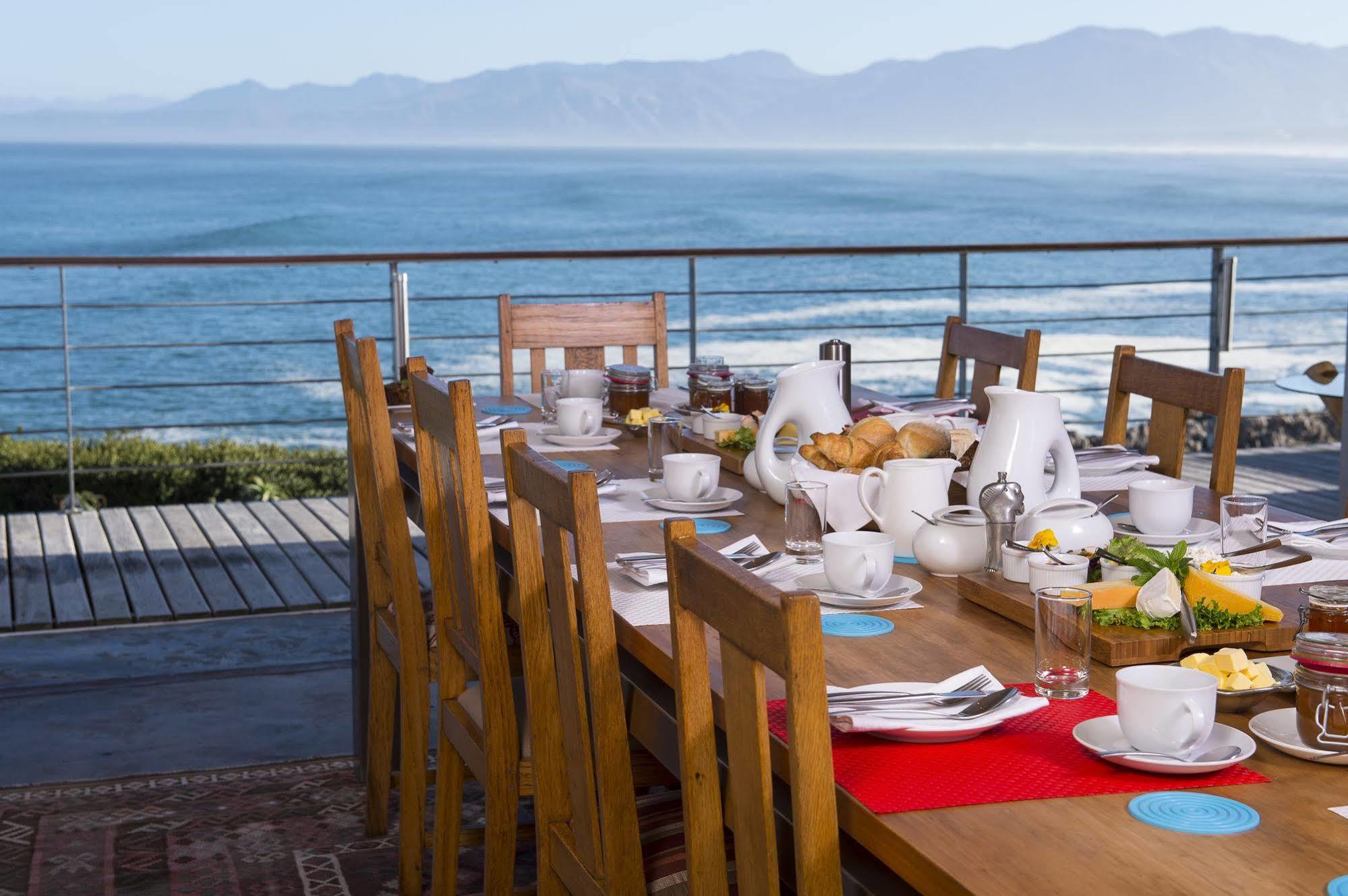 Whalesong Lodge Gansbaai Zewnętrze zdjęcie